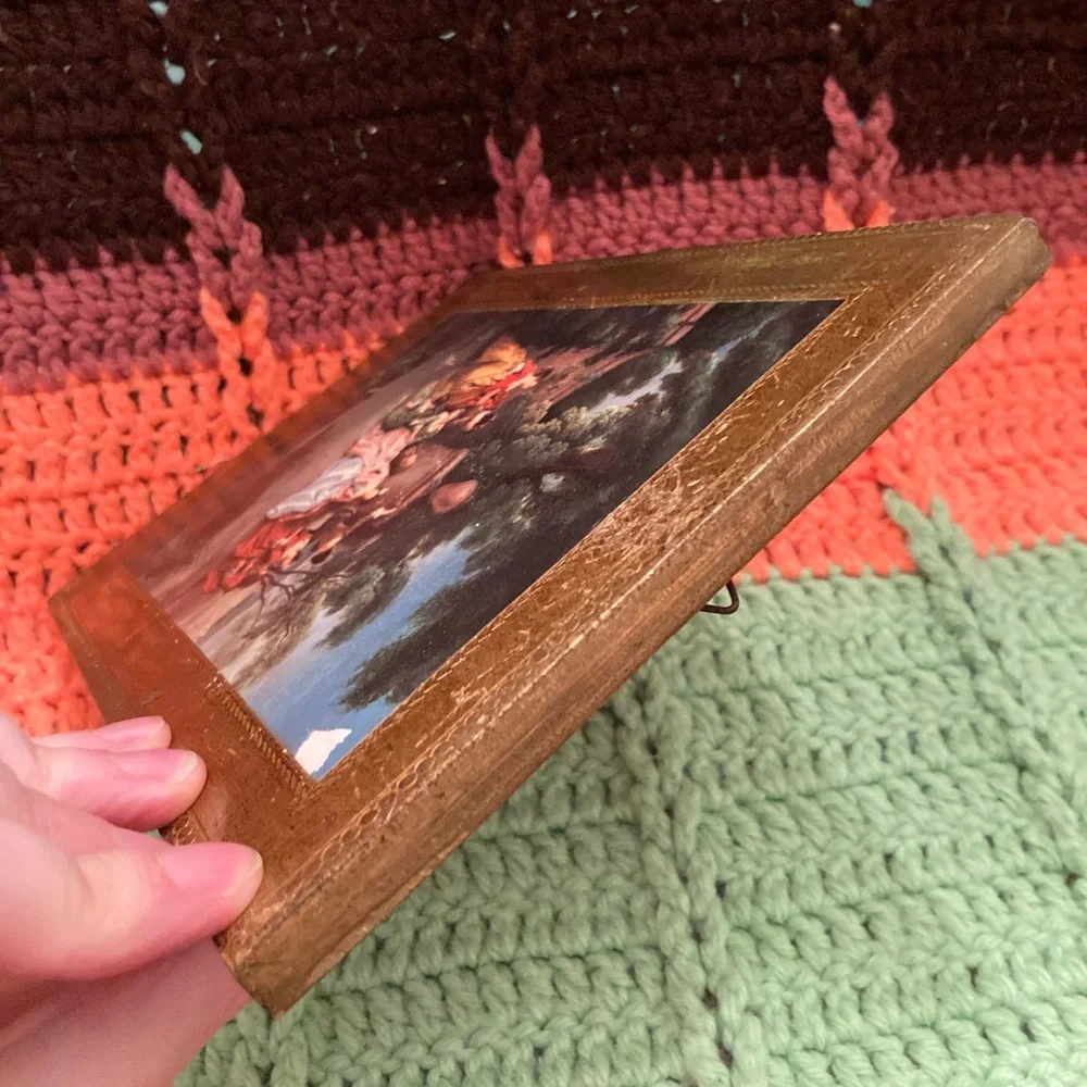 Vintage Italian Florentine Group of Women Wall Decor Plaque - Picture 6 of 12